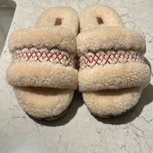Like new Ugg slippers